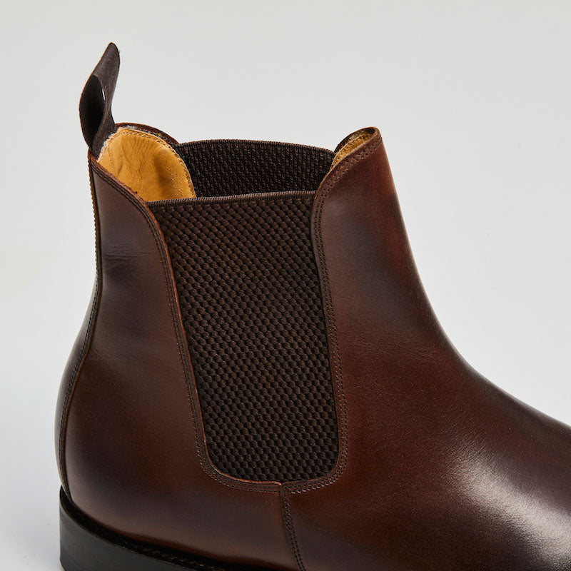 1216/EW11 Walnut Burnish