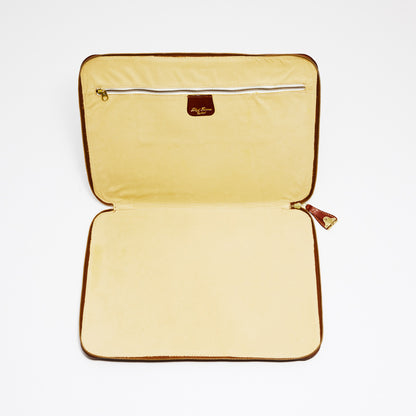 2 Handle Folio Case   Newmarket